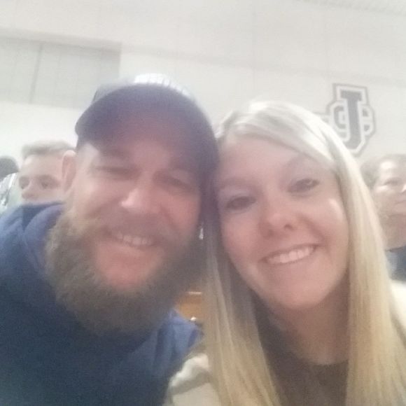 Meet your Posher, Cristal - Picture 1 of 1